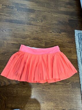 lululemon athletica Coral Pink Pleated tennis skirt